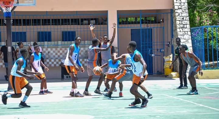 Camp d'entraînement pour jeunes talents à Port-au-Prince